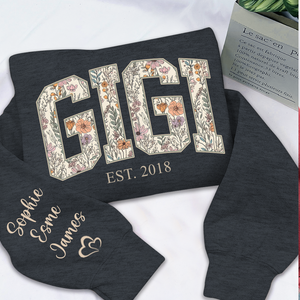 Custom Floral GIGI Sweatshirt – Personalized Grandma Est Year & Grandkids Names