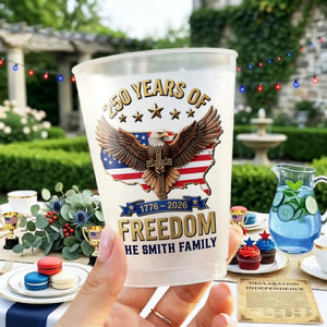 Custom Party Cups - Personalized America 250th Anniversary Gifts For Mom, Dad, Brother, Sister, Kids - Born To Stand Strong