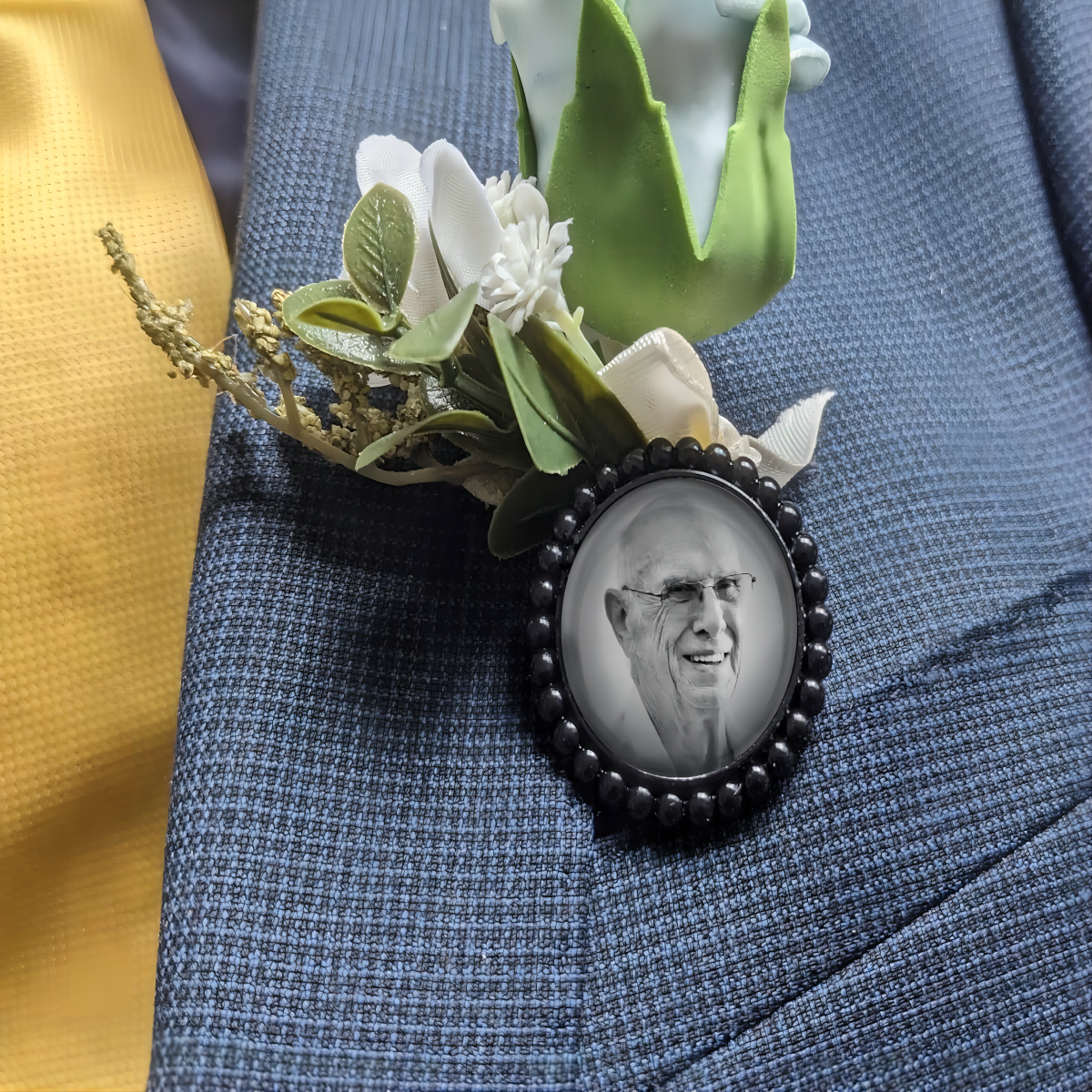 Personalized Boutonniere Charm Lapel Pin Memorial Tie Clip