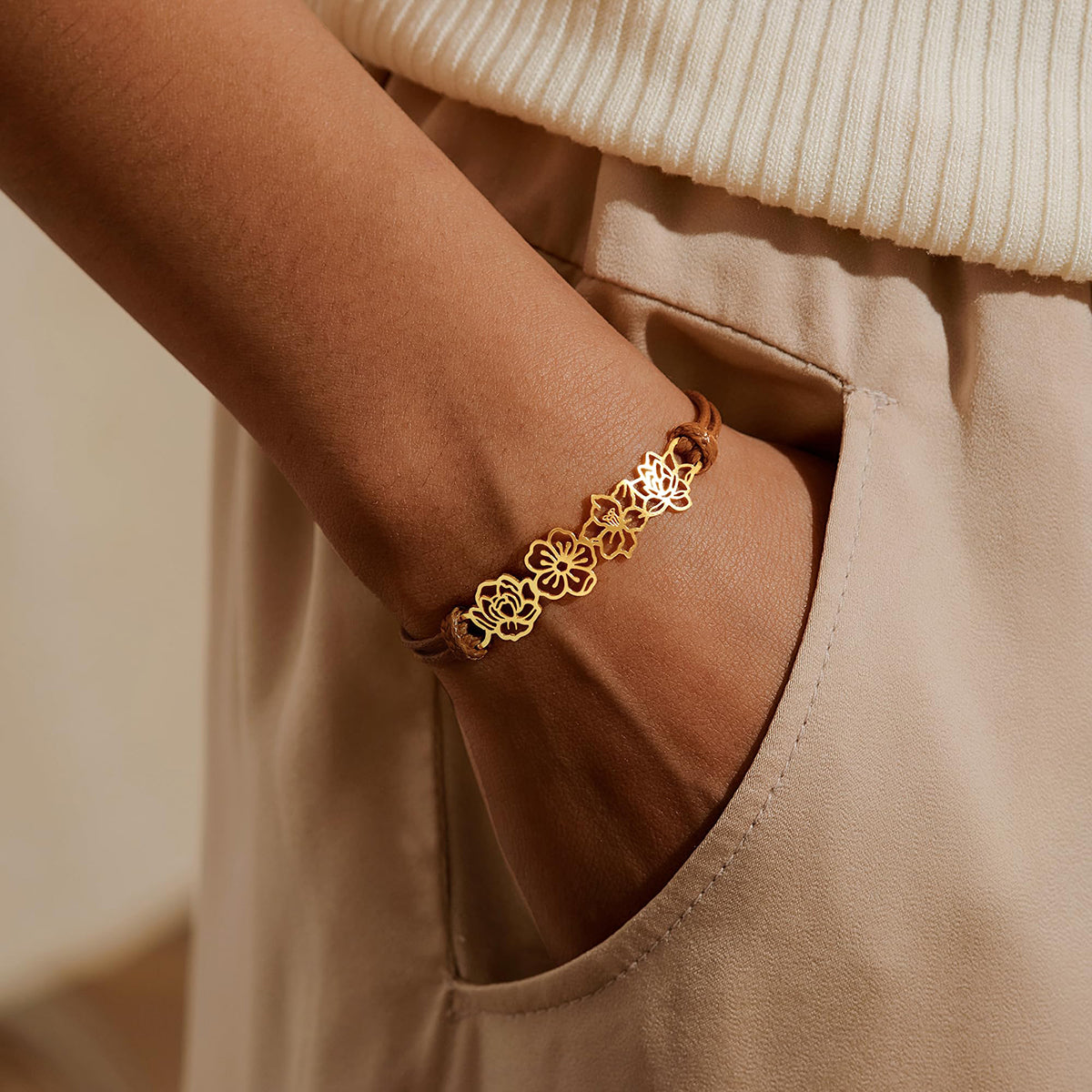 Personalized Minimalist Adjustable 1-8 Birth Flower Waxed Line Bracelet - Gift for Family/Mom/Friend/Sister