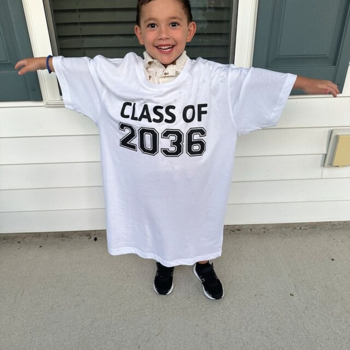 Personalized Class of 2037/2038/2039 Handprint Grow With Me Pure Cotton T-Shirt