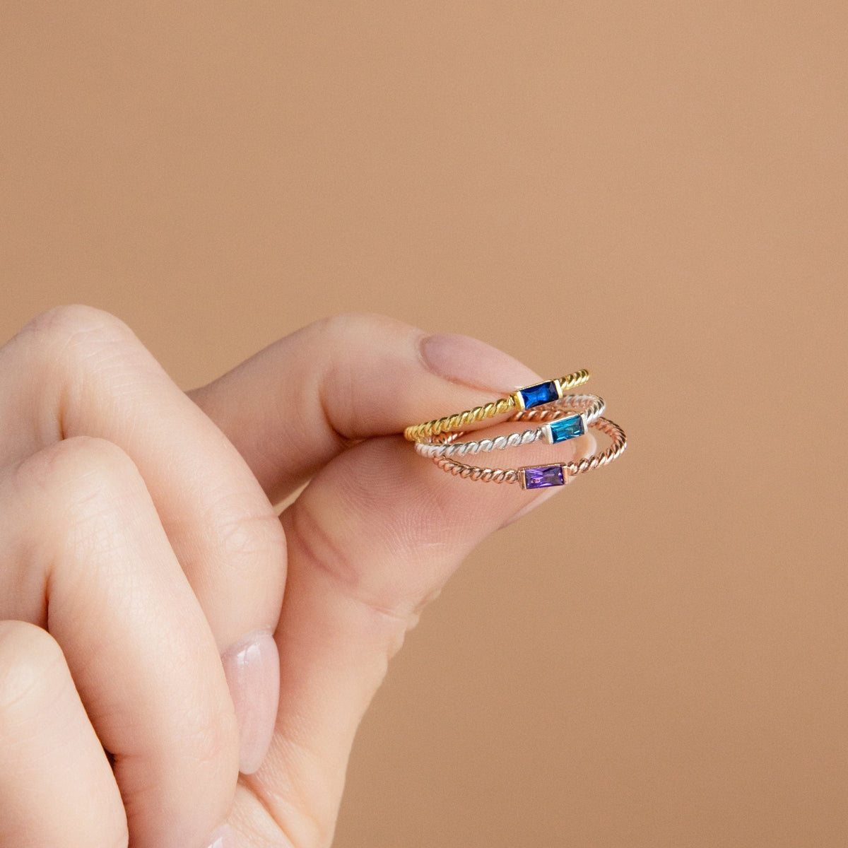 Personalized Birthstone Ring Gifts for Mom