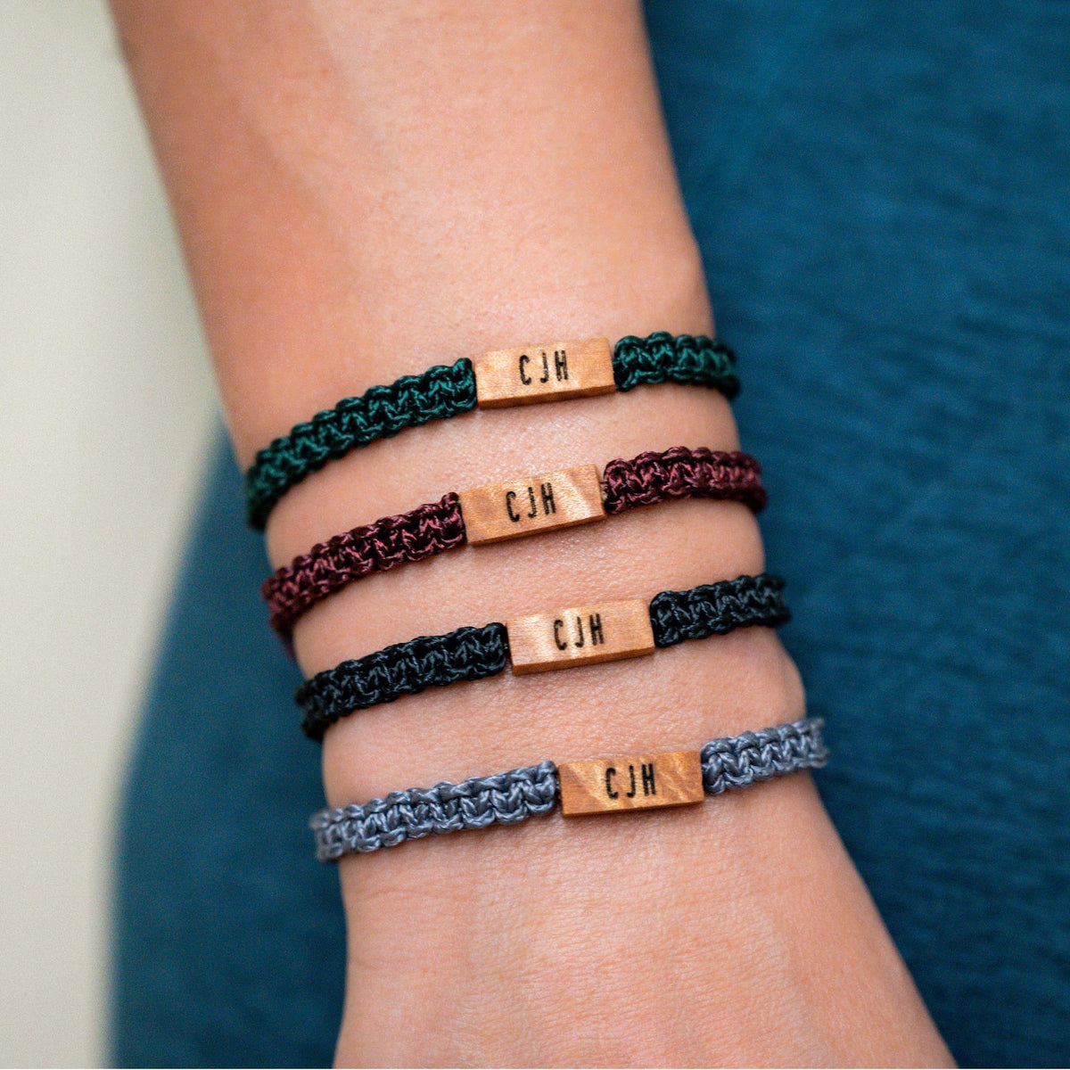 Personalized Pet Paw Pet Name Bracelet Dog Cat Memorial Keepsake Gift