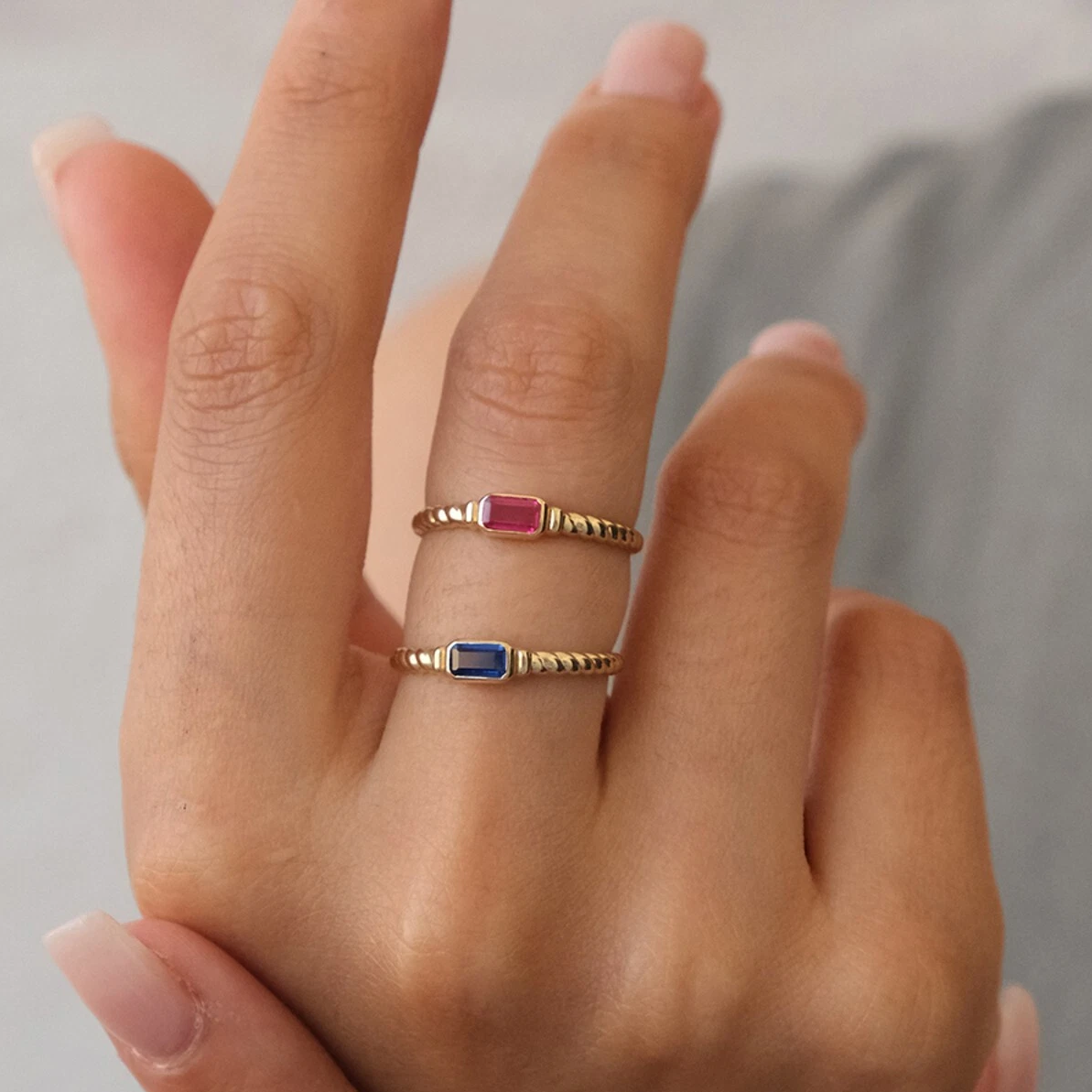 Personalized Birthstone Ring Gifts for Mom